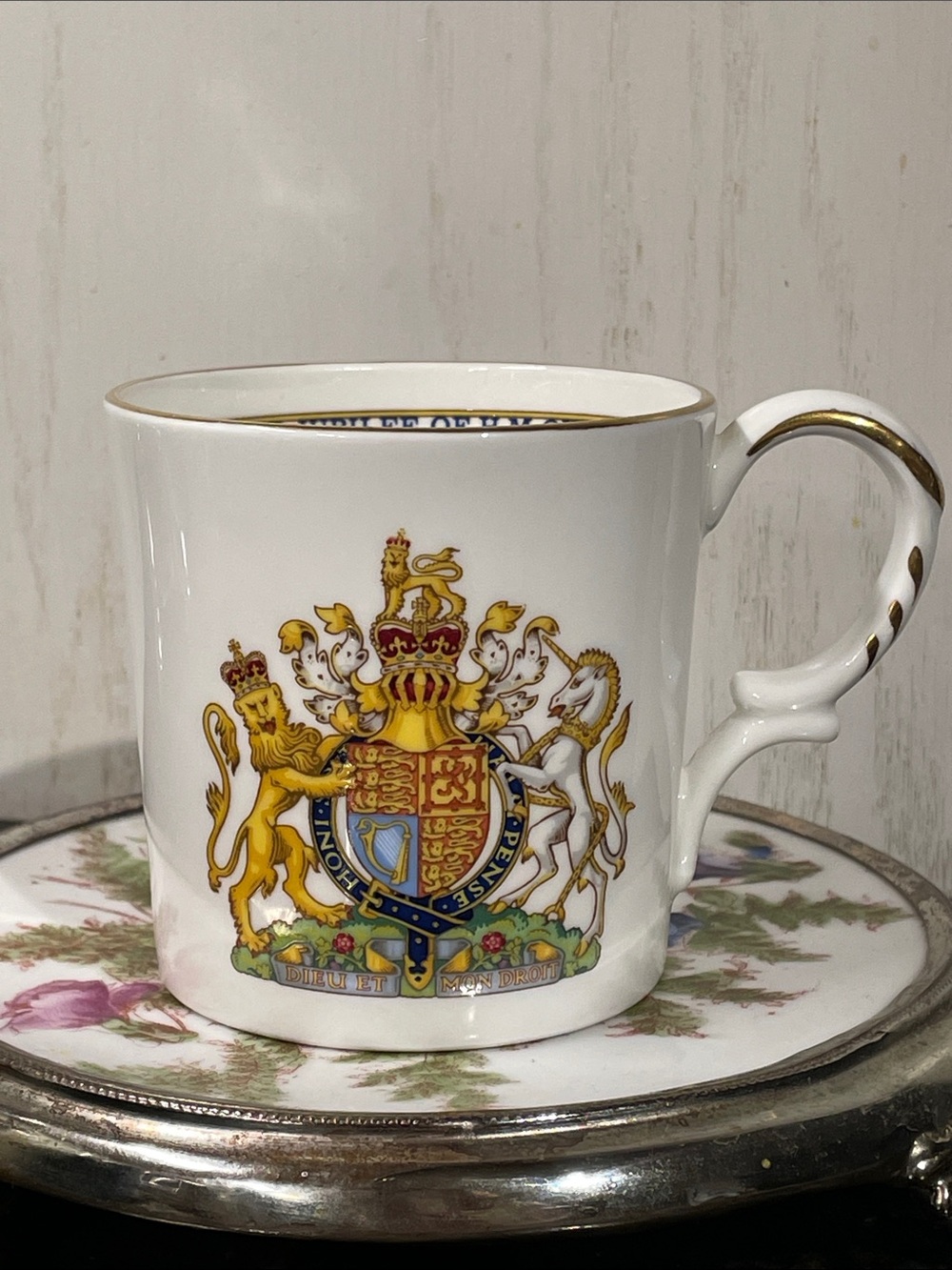 Vtg Queen Elizabeth ll Silver Jubilee Mug Aynsley England
